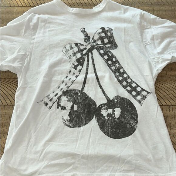 RSQ Made in 🇺🇸 Cherries 🍒 & Bow Graphic 💯 Cotton Tee Short Sleeve - Picture 11 of 17